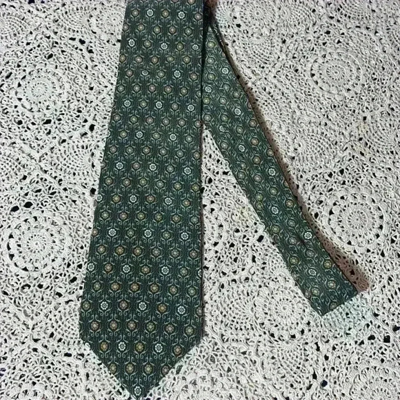 Gap 100% silk tie - Picture 2 of 5